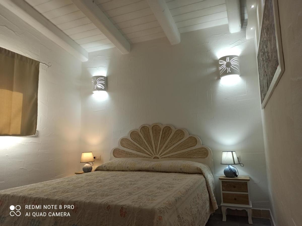 Bello Bello Rooms Santa Teresa Gallura Eksteriør billede